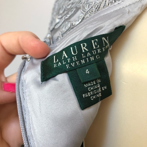 Grey crochet lace dress - Picture 5 of 5